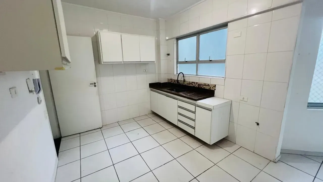 Imagem Apartamento com 2 Quartos à Venda, 84 m² em Gonzaga - Santos