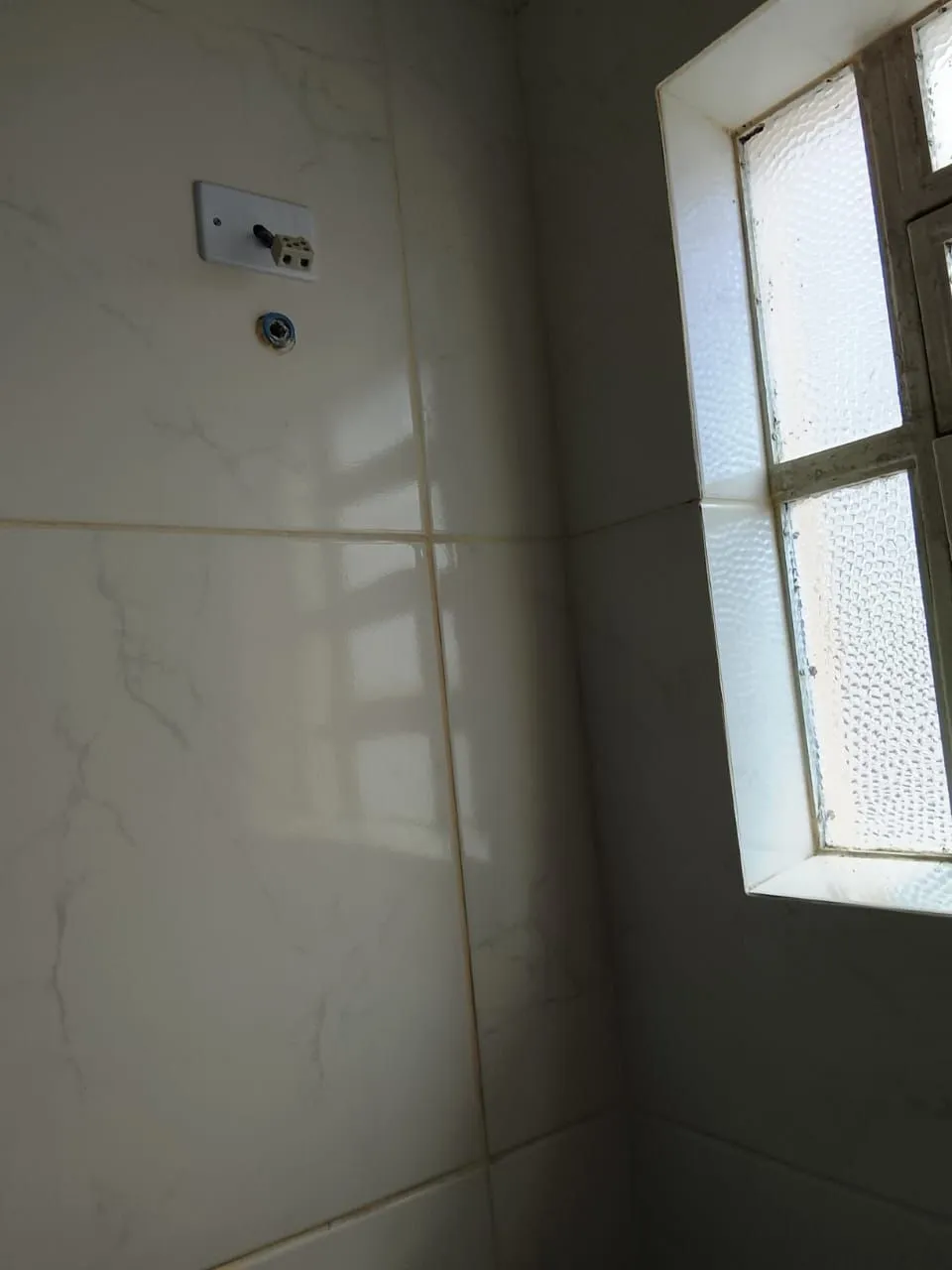 Imagem Excelente apto 2 dormitório recém reformado, vaga coberta e fechada - Vila Ipiranga