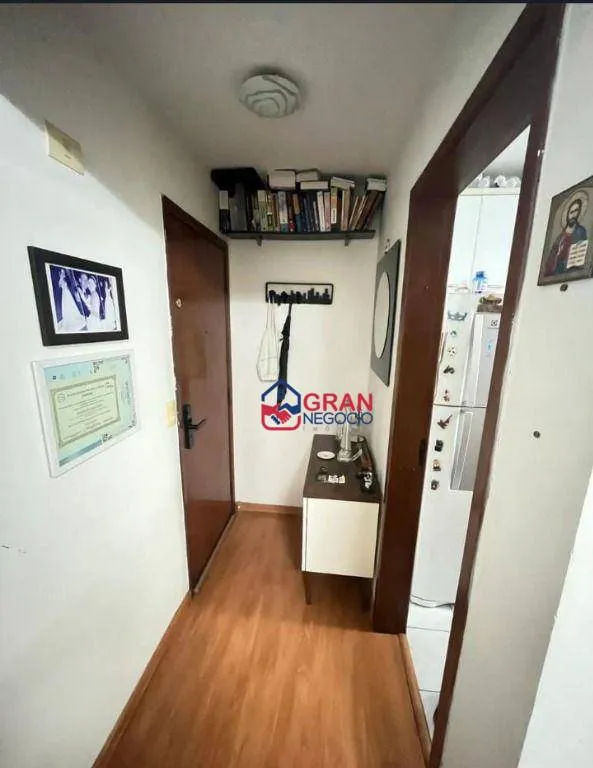 Imagem Apartamento com 2 dormitórios à venda - Novo Mundo - Curitiba/PR