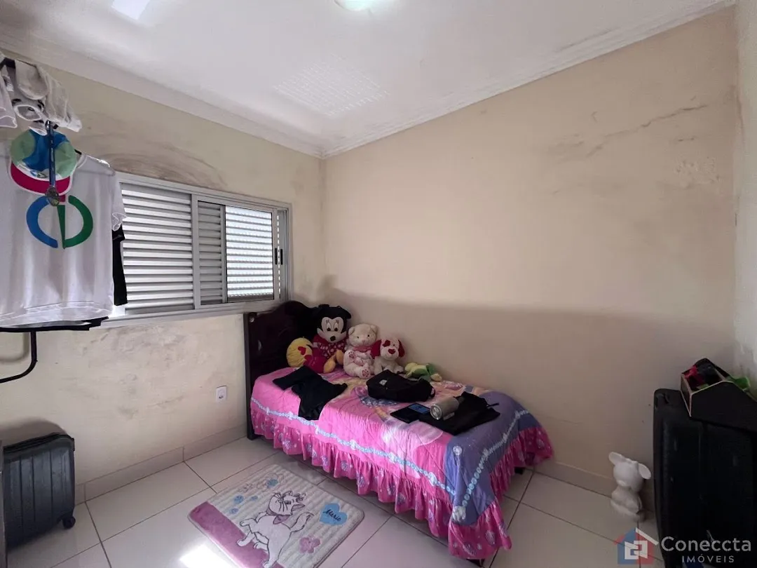 Imagem Apartamento com 3 dormitórios à venda, 68 m² por R$ 350.000,00 - Caiçaras - Patos de Minas/MG