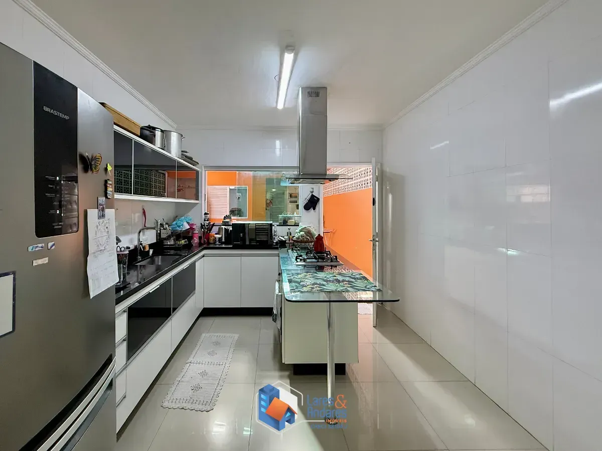 Imagem Casa para venda em Vila Marari com 3 quartos, sendo 1 suíte, 164m²