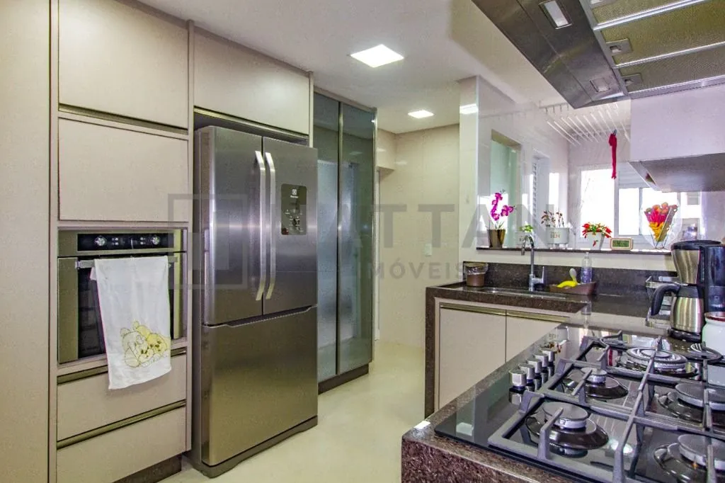 Imagem Apartamento Amplo e Moderno no Coração do Tatuapé 03 dormitórios,01 suite e varanda gourmet.