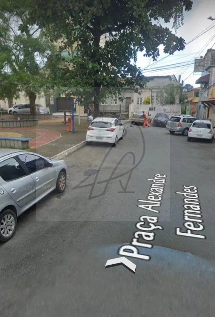 Imagem Alugo Galpão 350m2 no Garcia, Salvador-BA