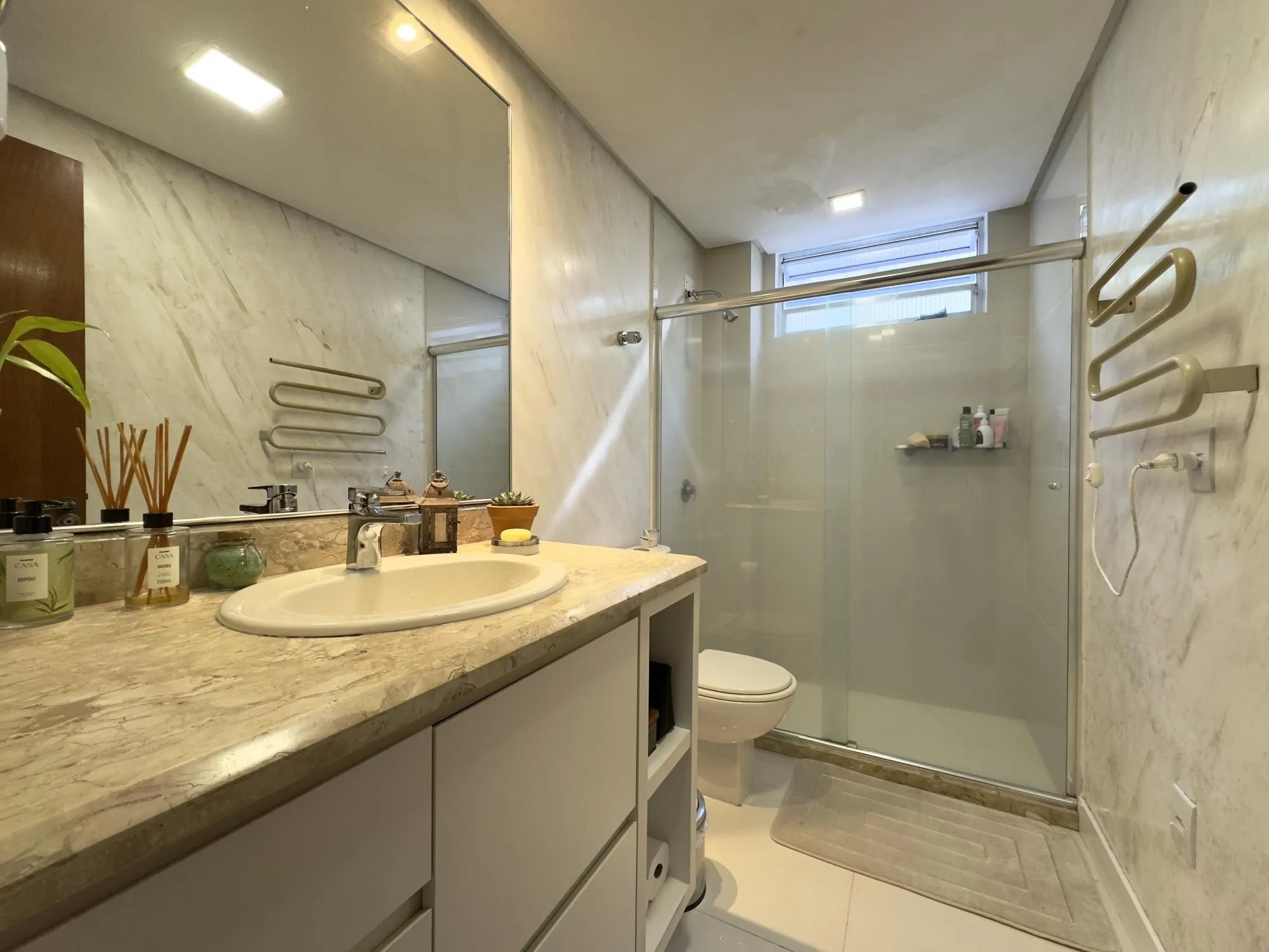 Imagem APARTAMENTO 2 DORMITÓRIOS SUPER CHARMOSO NO BAIRRO CENTRO HISTÓRICO