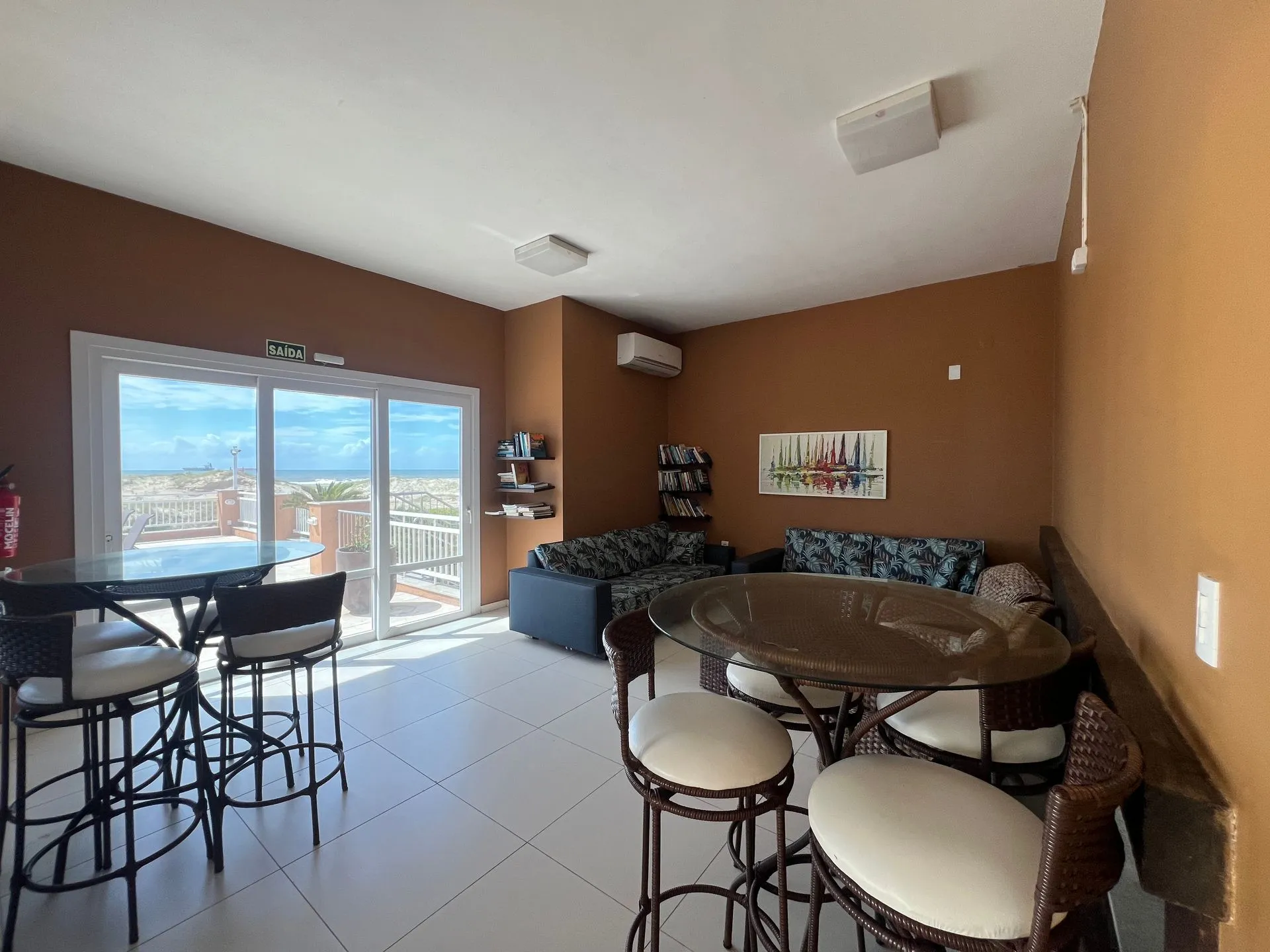 Imagem Casa à venda em Imbé, Centro, com 2 quartos, 121,74m2