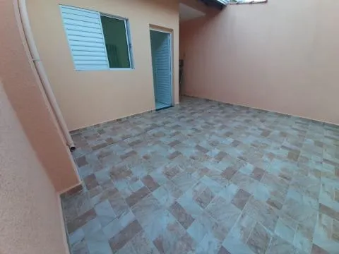 Imagem VENDA DE CASA TÉRREA NO BAIRRO MARROCOS, EM ITANHAÉM/SP DIVISA COM MONGAGUÁ, OPORTUNIDADE, 170m², 2 quartos, cozinha americana. CONSULTE-NOS.