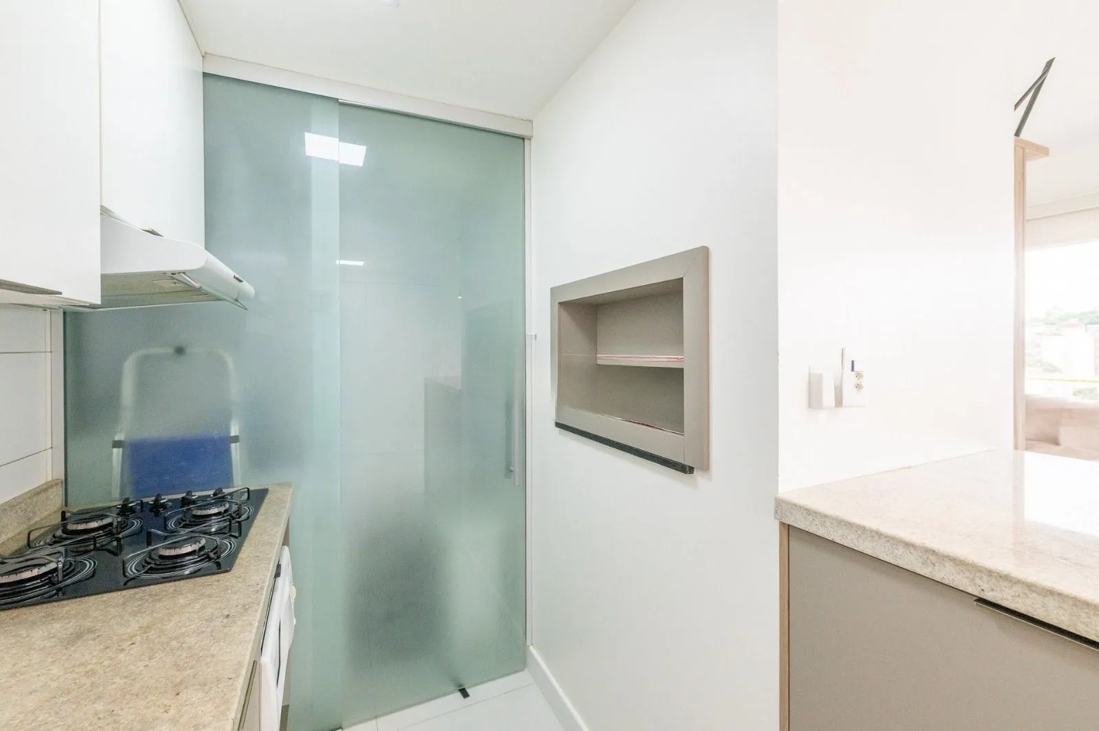 Imagem Yellow residence Apartamento de 2 Dormitórios Semimobiliado com 2 Vagas Próximo a Pucrs
