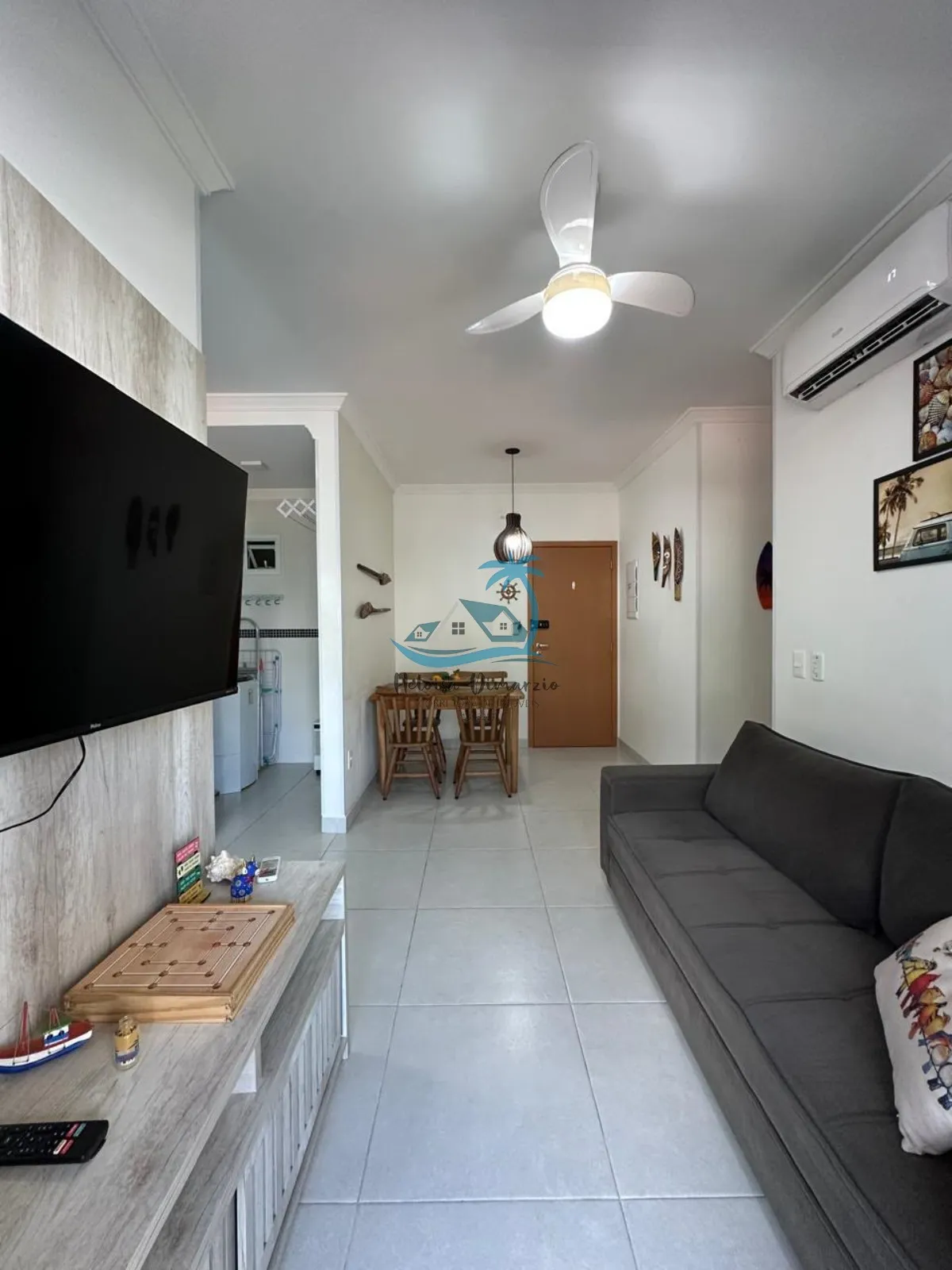 Imagem Excelente apartamento mobiliado a venda nas Toninhas, 250 metros do mar em Ubatuba.