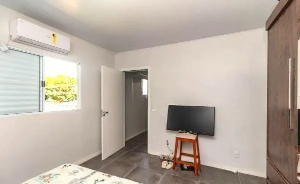 Imagem Casa no bairro Jardim Carvalho de 2 dormitórios e amplo pátio