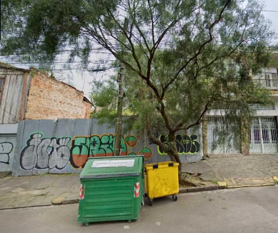 Imagem Terreno à venda em Caxias do Sul, Exposição, 402.6m2
