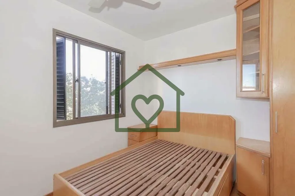 Imagem Apartamento com 3 dormitórios, sendo 1 suíte com armários, banheiro social e suíte com armário,...