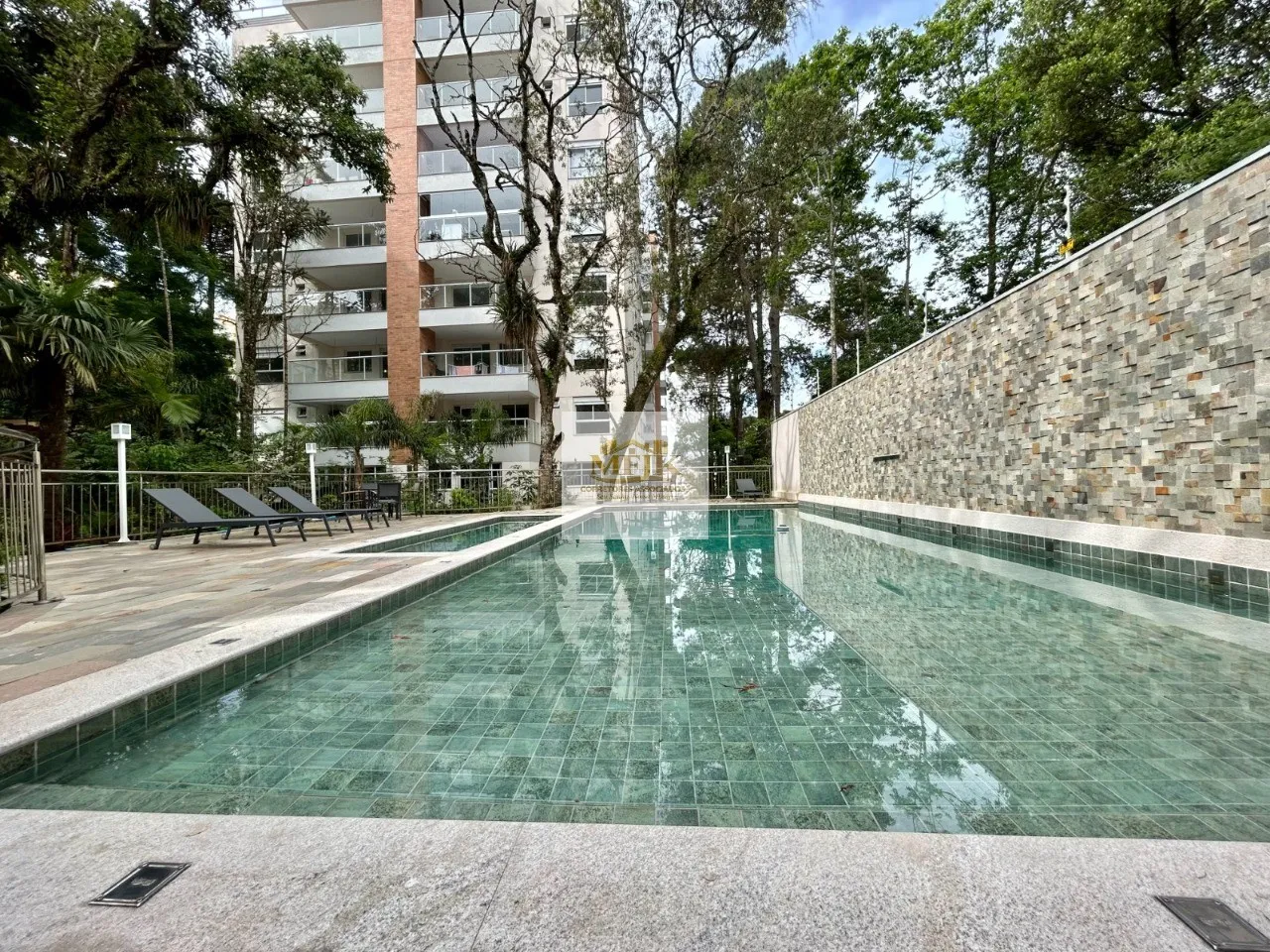 Imagem APARTAMENTO COM 3 A VENDA NO BACACHERI