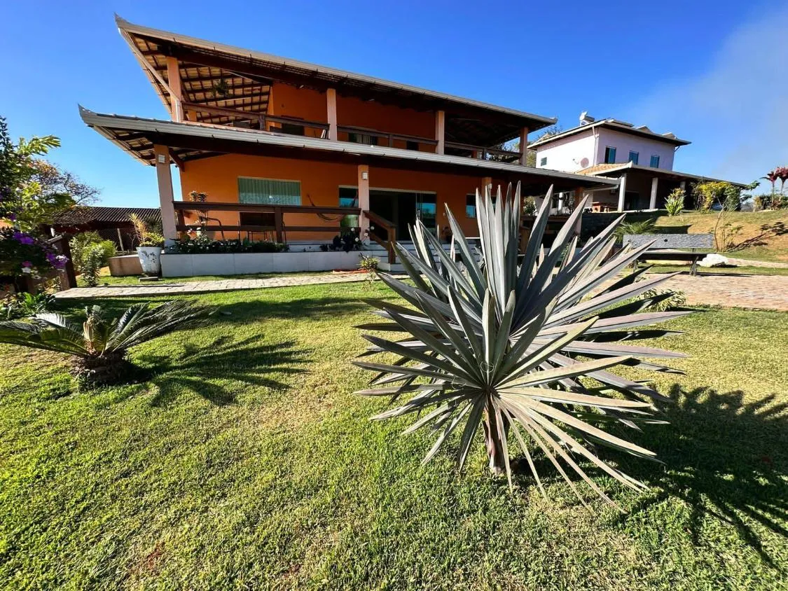 Imagem Vendo uma linda chácara em itatiaiuçu/MG , com área total de 3.400 m²,