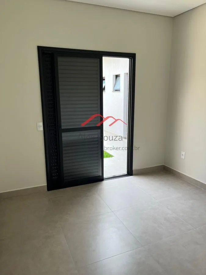 Imagem Casa em Condomínio para Venda em Hortolândia, Parque Olívio Franceschini, 3 dormitórios, 1 suíte, 3 banheiros, 4 vagas