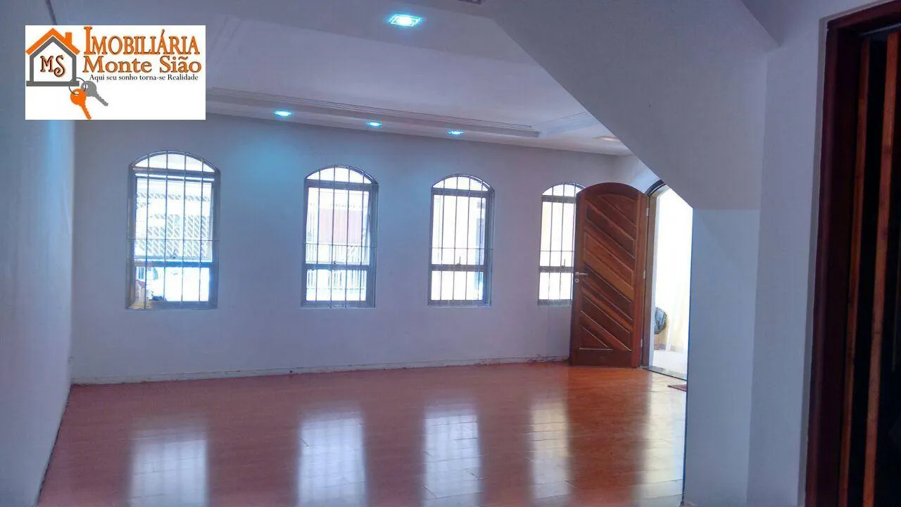 Imagem Sobrado com 3 dormitórios à venda, 263 m² por R$ 799.000,00 - Vila Galvão - Guarulhos/SP