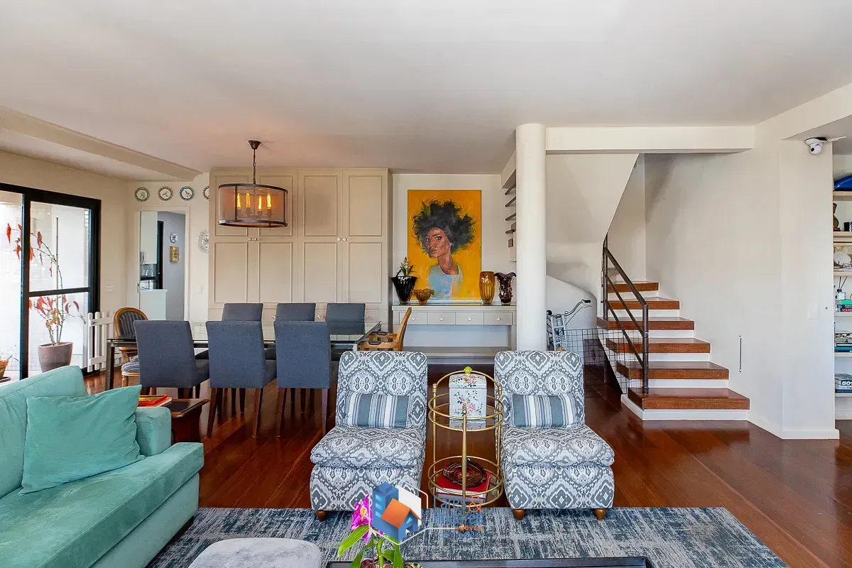 Imagem Duplex para venda em Vila Andrade com 4 quartos, sendo 2 suítes, 233m²