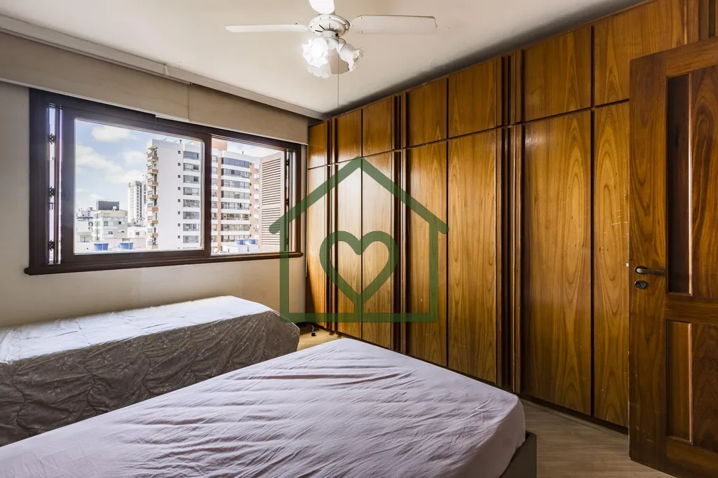 Imagem Cobertura com espaço de casa, 257m², 3 vagas, lareira, espaço gourmet e vista aberta ? Menino Deu...