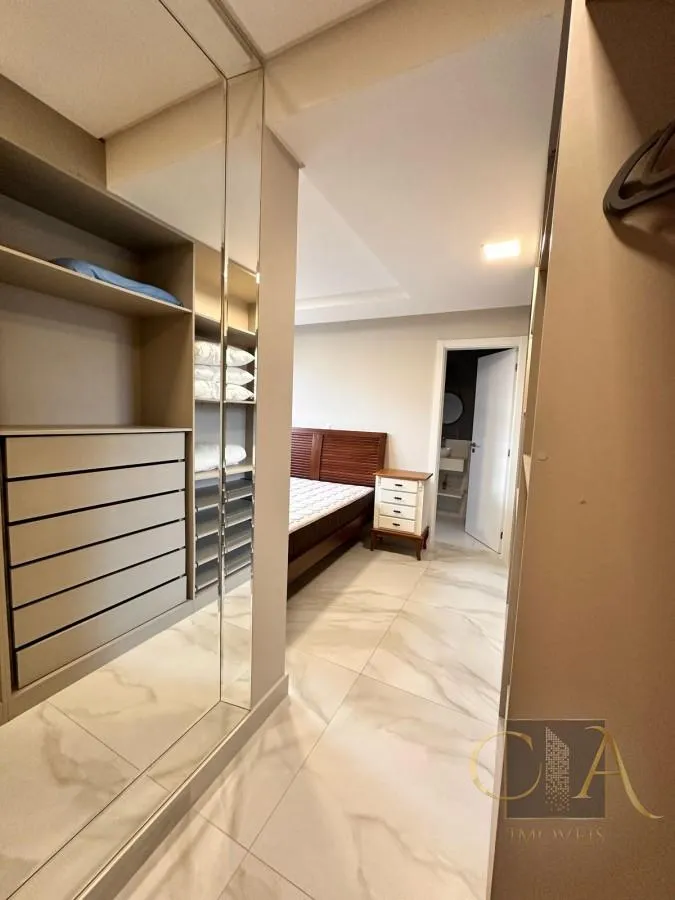 Imagem Apartamento para Venda em Itapema, Meia Praia, 3 dormitórios, 3 suítes, 4 banheiros, 2 vagas
