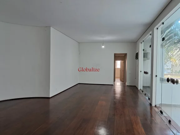 Imagem Casa Sobreposta Alta em Santos no Embaré com piscina, 3 dormitórios, dependência de empregada, uma suíte a venda por R$ 2.000.000,00