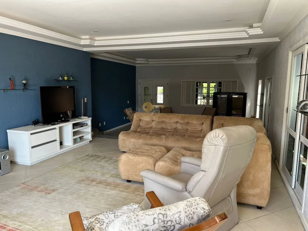 Imagem Casa em Condomínio para Venda em Teresópolis / RJ no bairro Comary