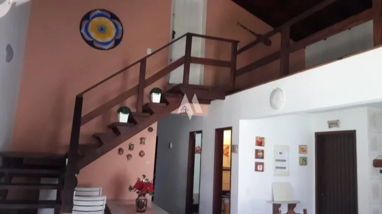 Imagem Casa na Praia de Boracéia poucos metros do mar