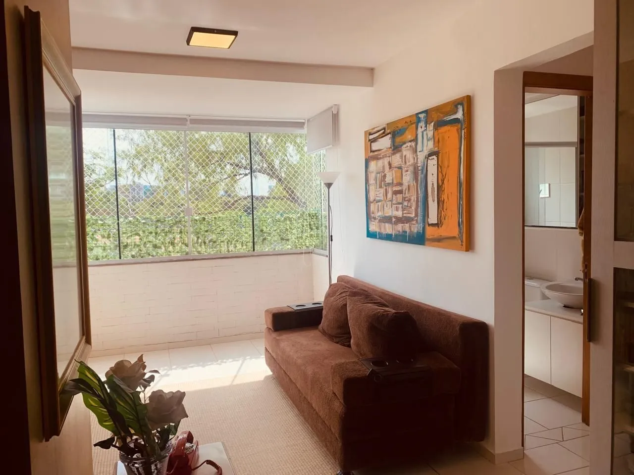 Imagem Apartamento no bairro Camaquã de 2 dormitórios vaga e infra