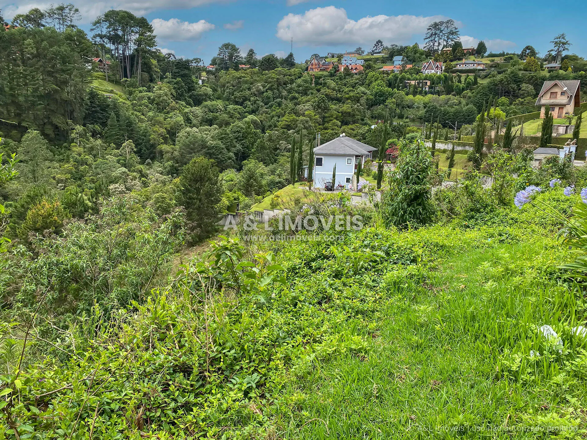 Imagem Lote à venda no Alto do Capivari com acesso por via asfaltada