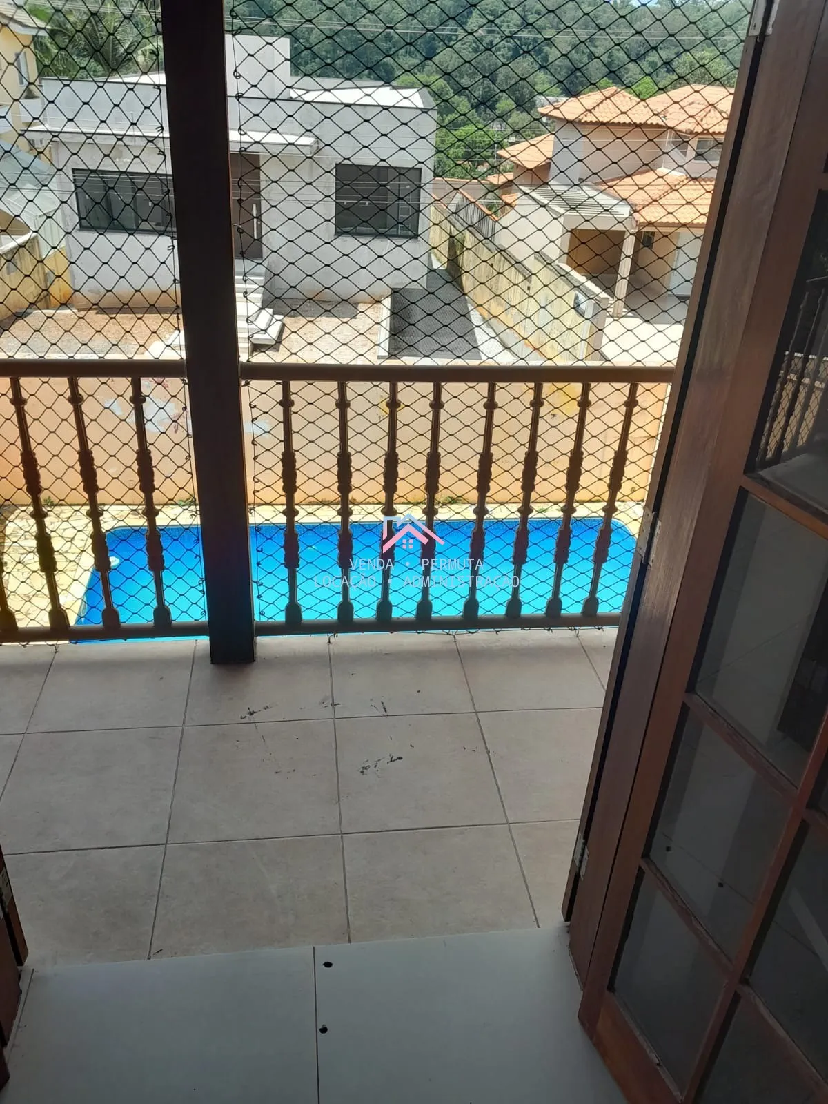 Imagem Casa em Alto Padrão Vista Verde Bairro Caxambu - 504 m2 de área útil com 4 dormitórios - Jundiaí - S