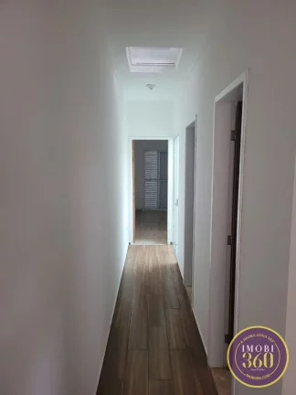 Imagem Sobrado com 03 dormitórios e 01 suíte com 02 vaga no Residencial Oratório