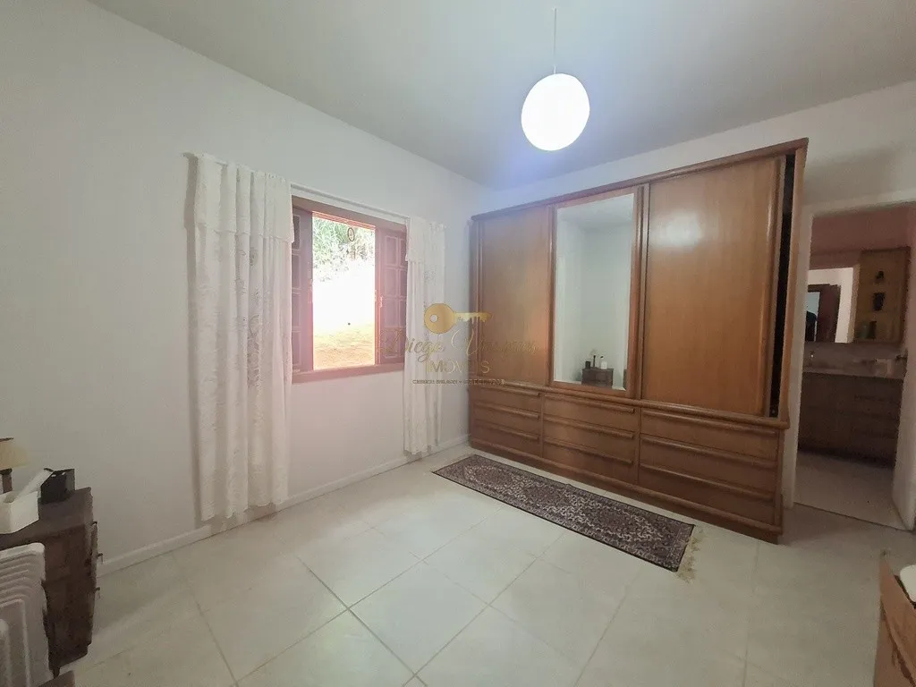 Imagem Casa em Condomínio para Venda em Teresópolis / RJ no bairro Três Córregos