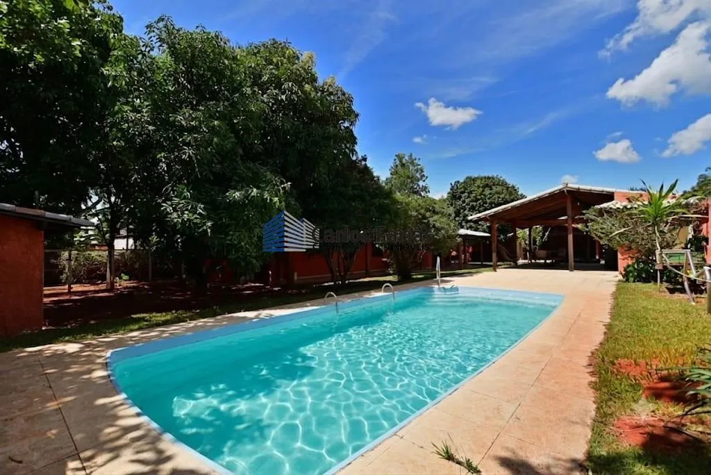 Imagem Casa em Condomínio para Venda em Brasília, Setor Habitacional Tororó (Jardim Botânico), 6 dormitórios, 3 suítes, 5 banheiros, 4 vagas