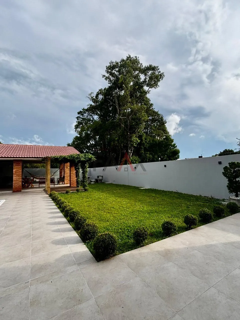 Imagem Espaço, Conforto e Investimento 2 Casas Área de Lazer Completa em 1.400m