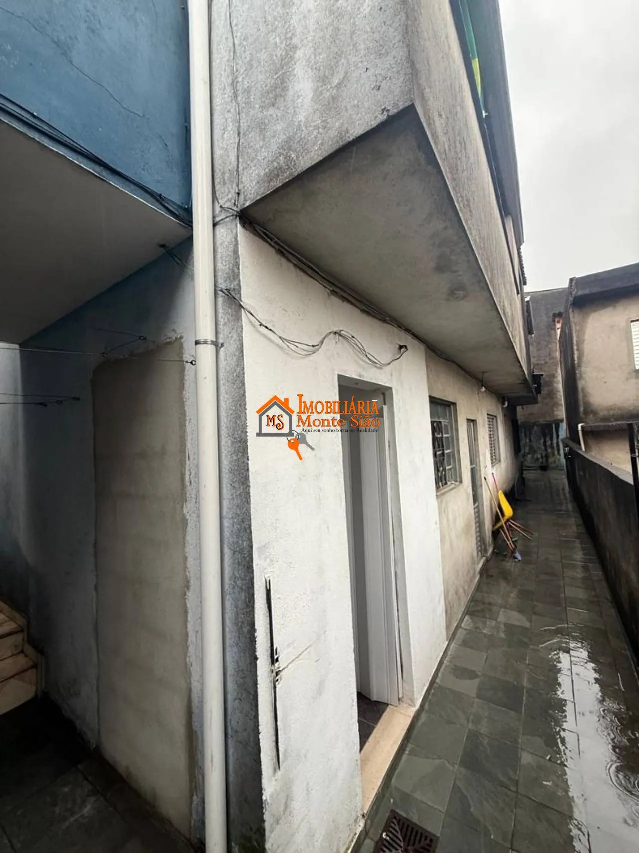 Imagem Casa com 4 casas no quintal à venda, 300 m² por R$ 600.000 - Parque São Miguel - Guarulhos/SP