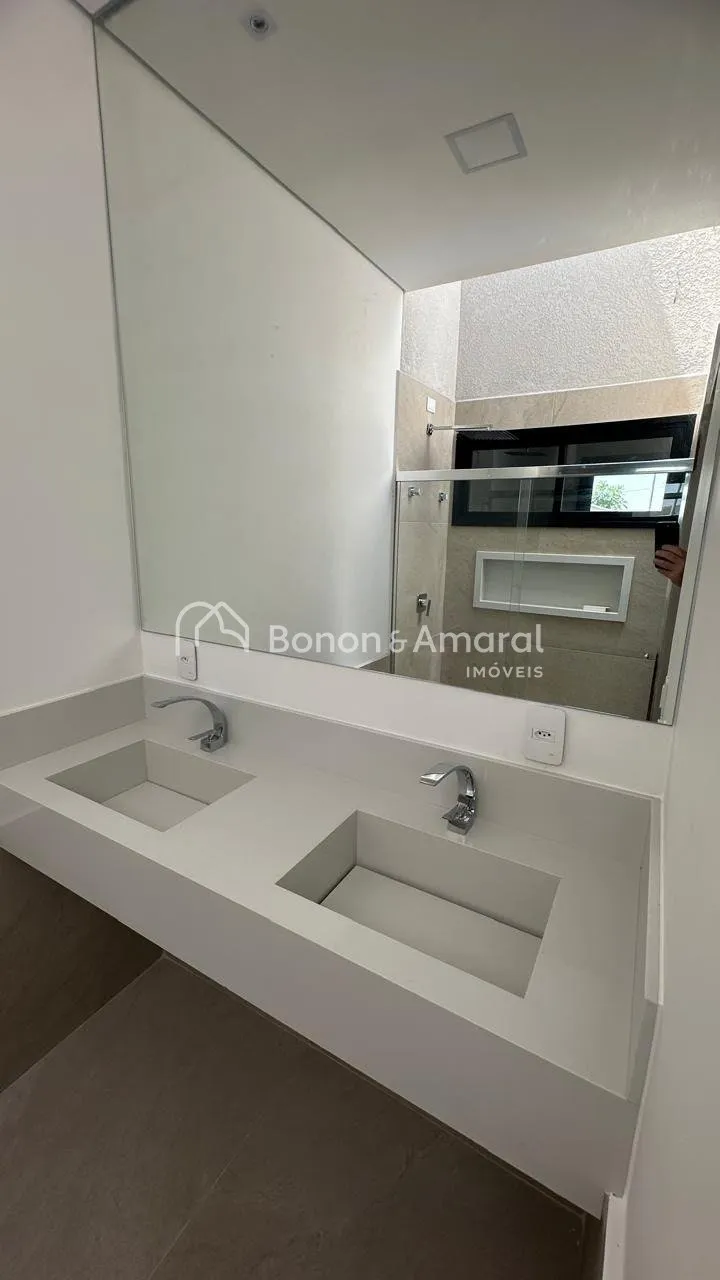 Imagem Casa Térrea no Terras da Estância com acabamento diferenciado - 3 suítes e piscina