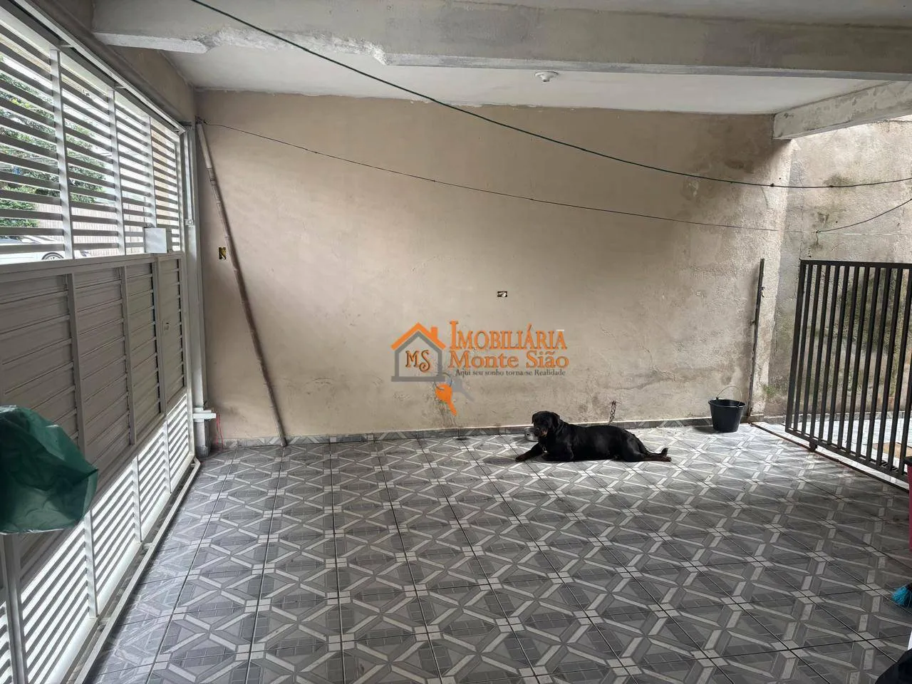Imagem Sobrado com 4 dormitórios à venda, 166 m² por R$ 650.000,00 - Cidade Soberana - Guarulhos/SP