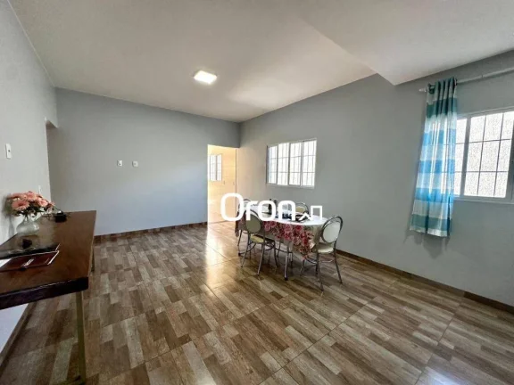 Imagem Sobrado à venda, 319 m² por R$ 999.000,00 - Setor Goiânia 2 - Goiânia/GO