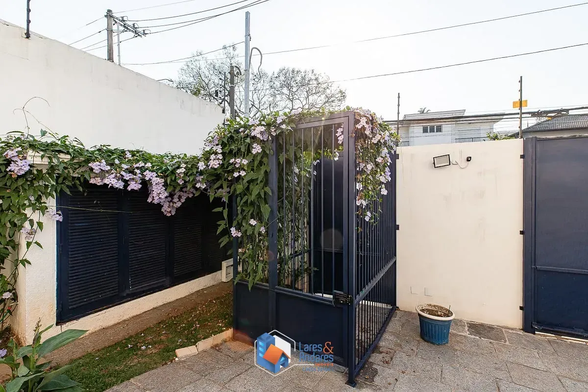 Imagem Casa para venda em Chácara Monte Alegre com 4 quartos, sendo 1 suíte, 450m²