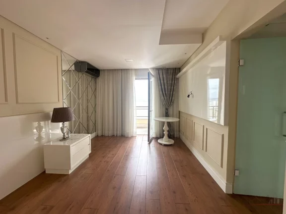 Imagem Linda cobertura em duplex com 272 mts2 privativos, 2 garagens, 3 dormitórios, sendo 1 suíte master...