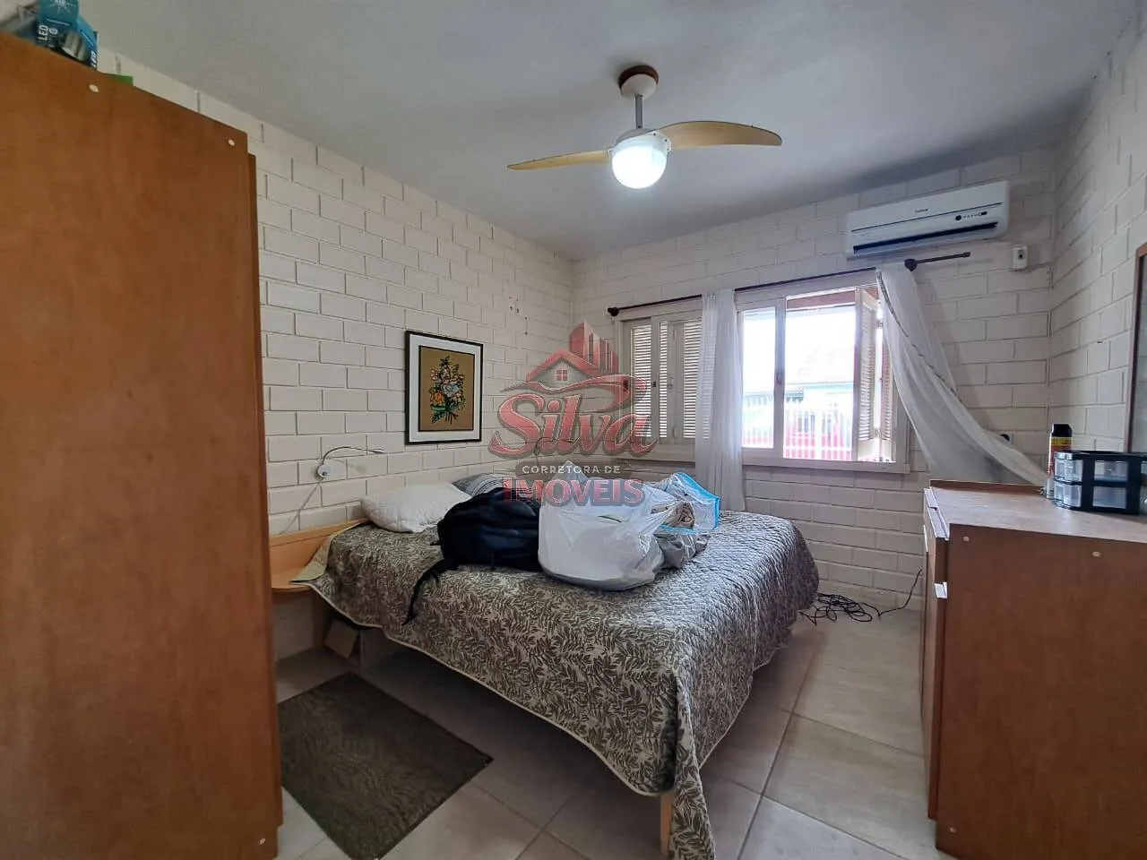 Imagem C1571| Casa 3 dormitórios com anexo a 75m do mar