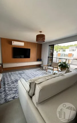 Imagem Sobrado Duplex na Praia dos Amores: Conforto e Sofisticação!