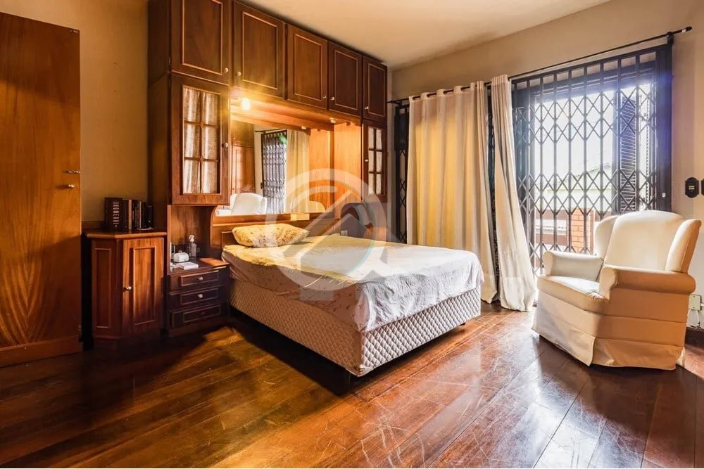Imagem Descubra seu novo lar nesta magnífica casa à venda situada na tranquila Travessa Kuluene, no bairr...