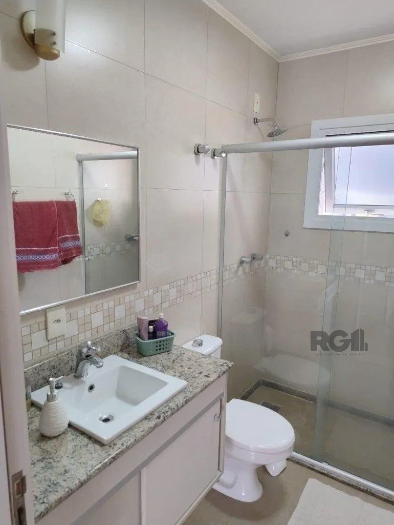 Imagem Casa de 3 dormitórios no bairro Mário Quintana