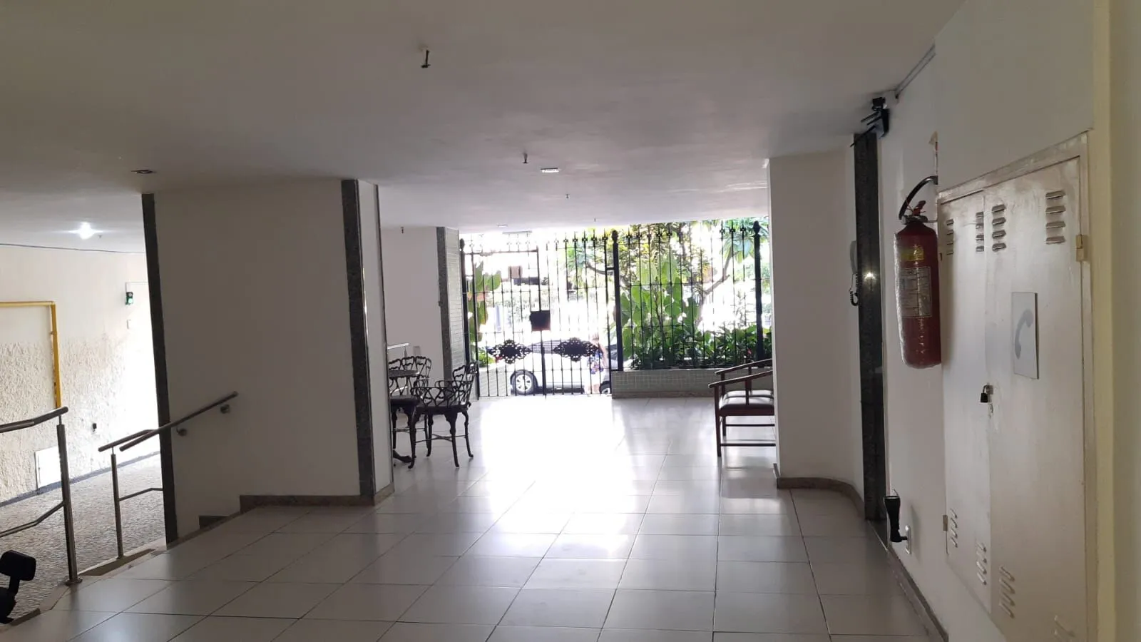 Imagem EDIFICIO VILLA LOBOS - Apartamento á Venda, 2 Qts, 2 Banheiros, 1 Vaga, 132 m² em Icaraí, Niterói/RJ