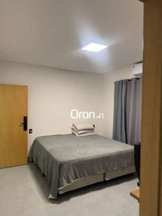 Imagem Casa mobiliada com 3 dormitórios à venda, 198 m² por R$ 1.259.000 - Jardim Veneza - Senador Canedo/GO