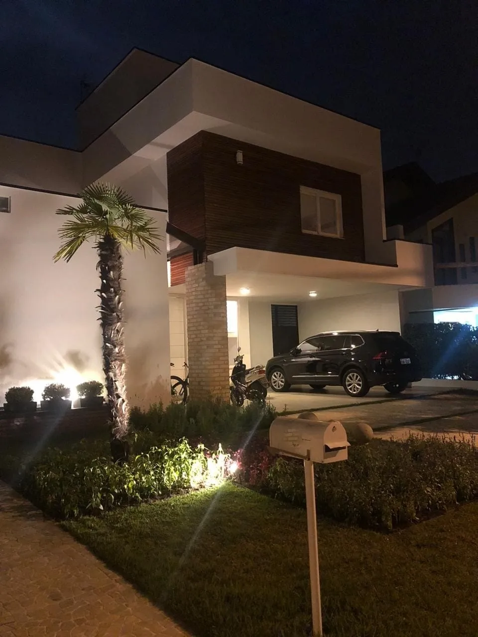 Imagem Casa à venda 4 Quartos, 4 Suites, 4 Vagas, 418M², Taubaté Village, Taubaté - SP | Condominio Taubaté Village