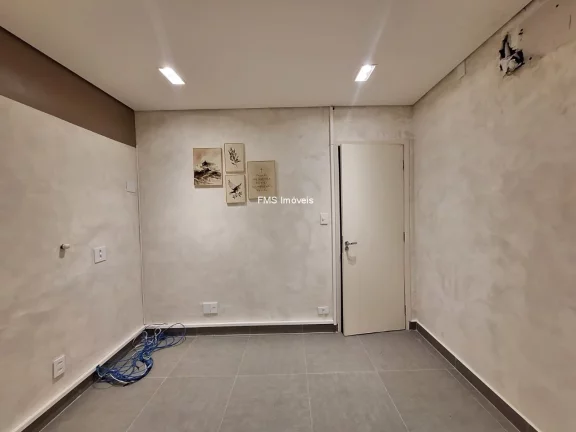 Imagem Espaço Comercial de Alto Padrão para Locação em São Paulo-SP, Bairro Campo Belo: 4 Salas, 3 Banheiros, 1 Vaga, 100m².