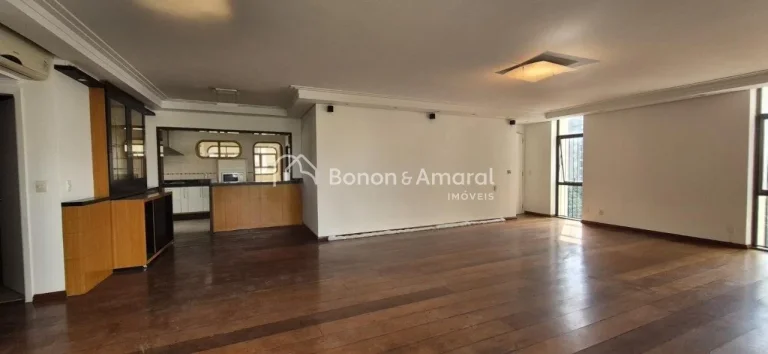 Imagem Apartamento à venda no Edifício Biarritz, com vista encantadora para o sol nascente acima das copa...