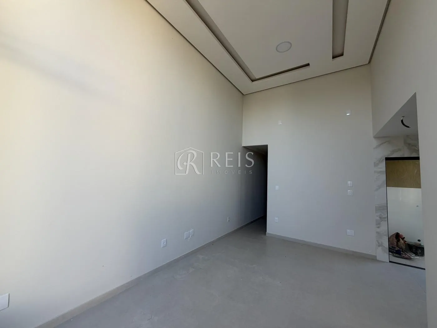 Imagem Casa para Venda em Rio das Ostras, Enseada das Gaivotas, 3 dormitórios, 1 suíte, 2 banheiros, 4 vagas