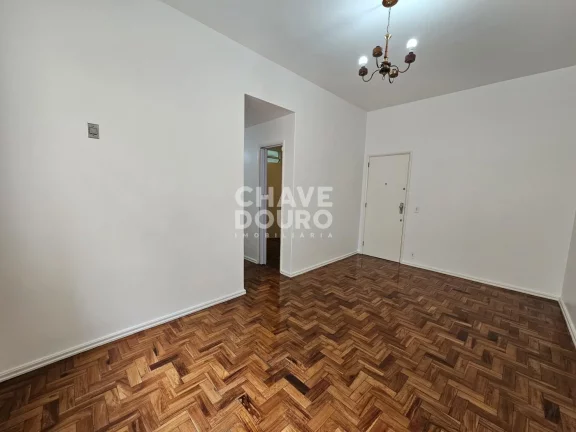 Imagem Apartamento de 1 quarto + 1 dependência próximo à Faculdade totalmente reformado!