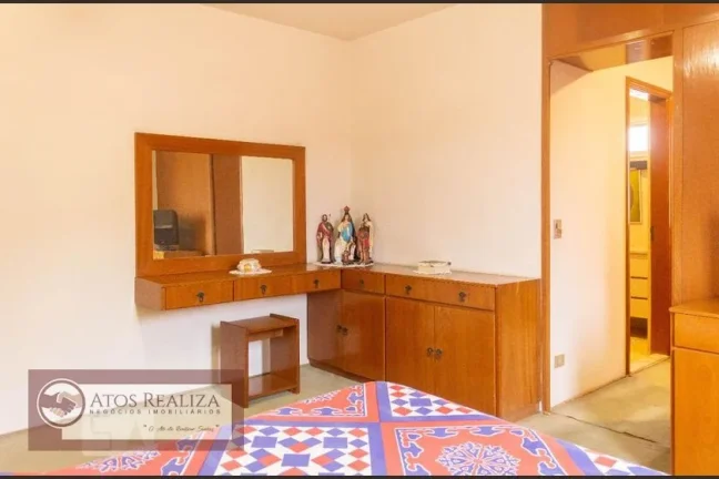 Imagem Venda Sobrado Interlagos: 300m², 3 Suítes por R$796.000